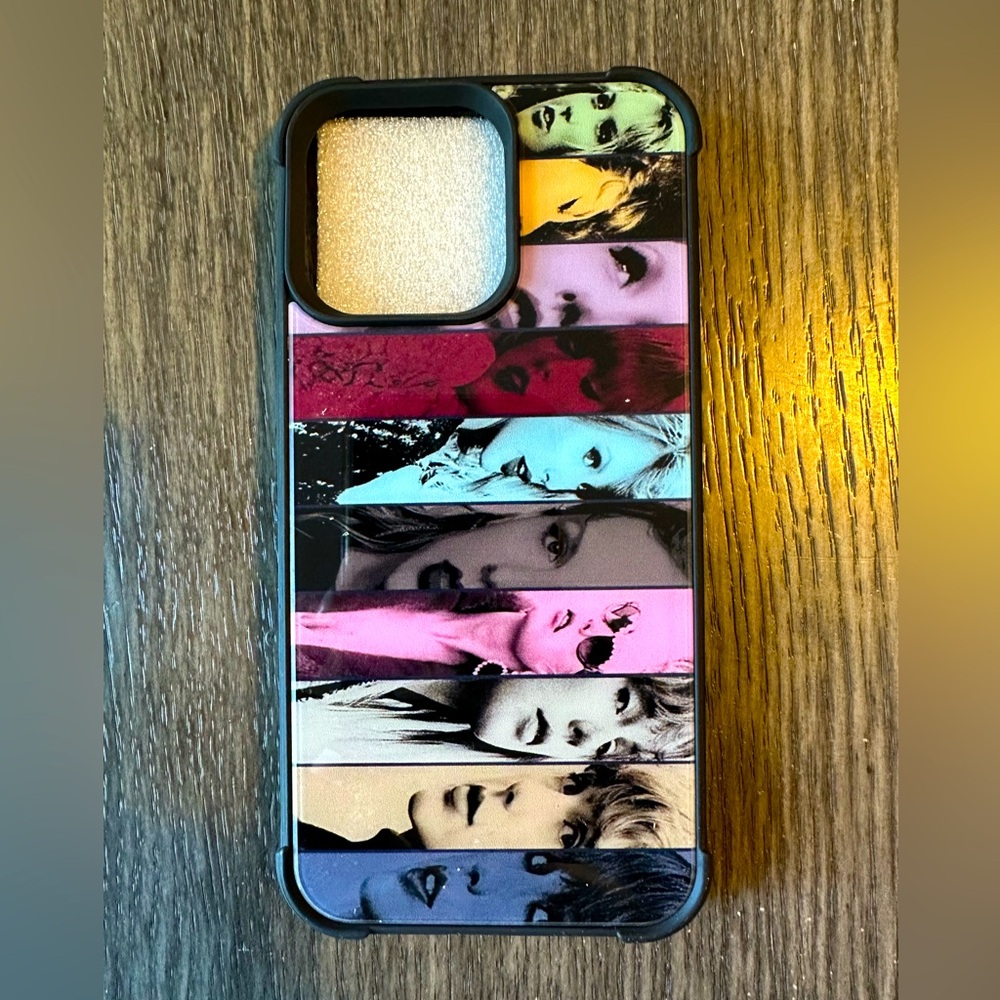 Taylor Swift‎ iPhone case